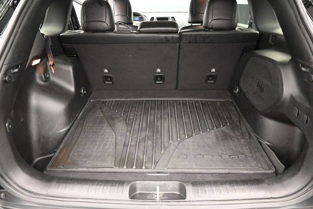 2022 Jeep Cherokee Latitude Lux 4x4