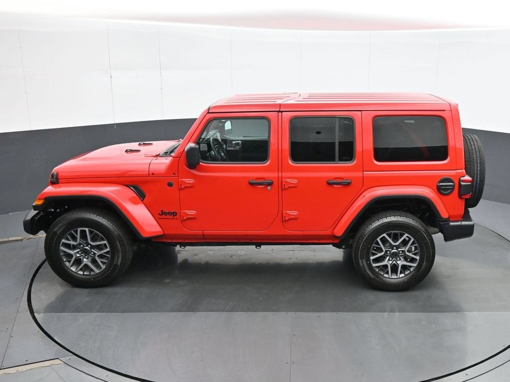2025 Jeep Wrangler 4-Door Sahara 4x4