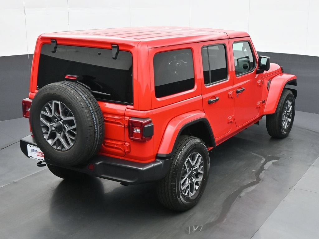 2025 Jeep Wrangler 4-Door Sahara 4x4