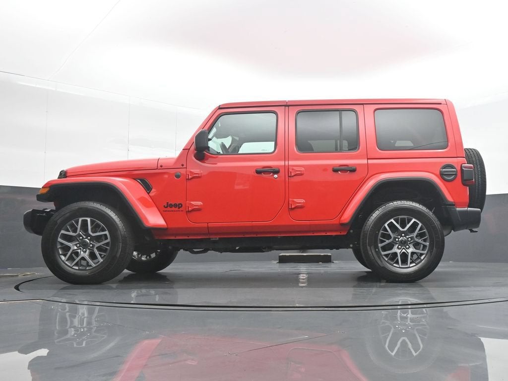 2025 Jeep Wrangler 4-Door Sahara 4x4