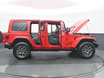2025 Jeep Wrangler 4-Door Sahara 4x4