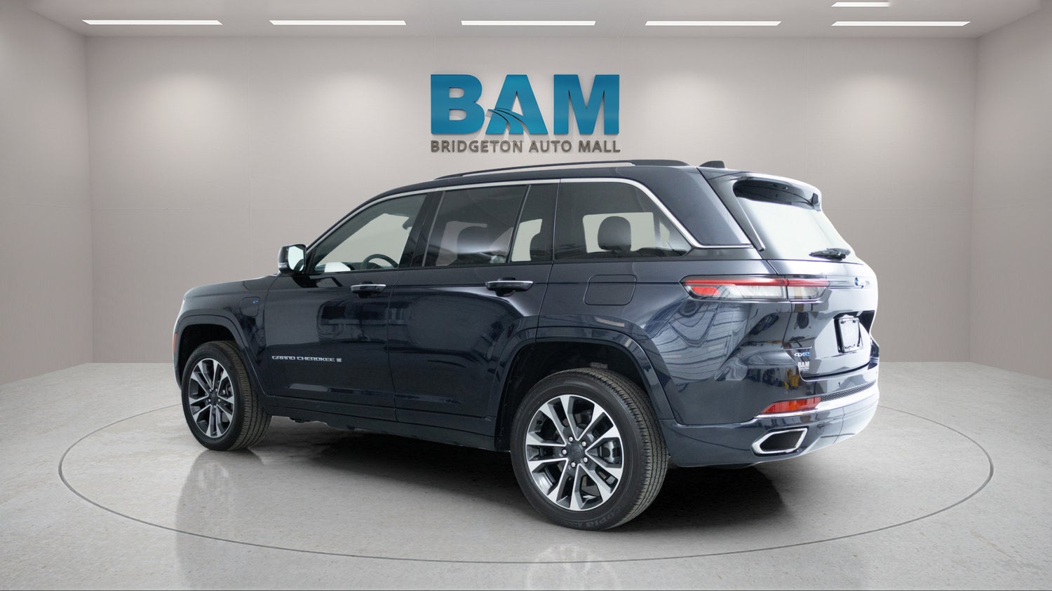 2023 Jeep Grand Cherokee 4xe Overland