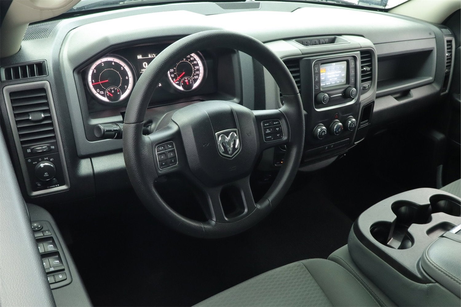 2017 RAM 1500 Express Quad Cab 4x4 6'4" Box