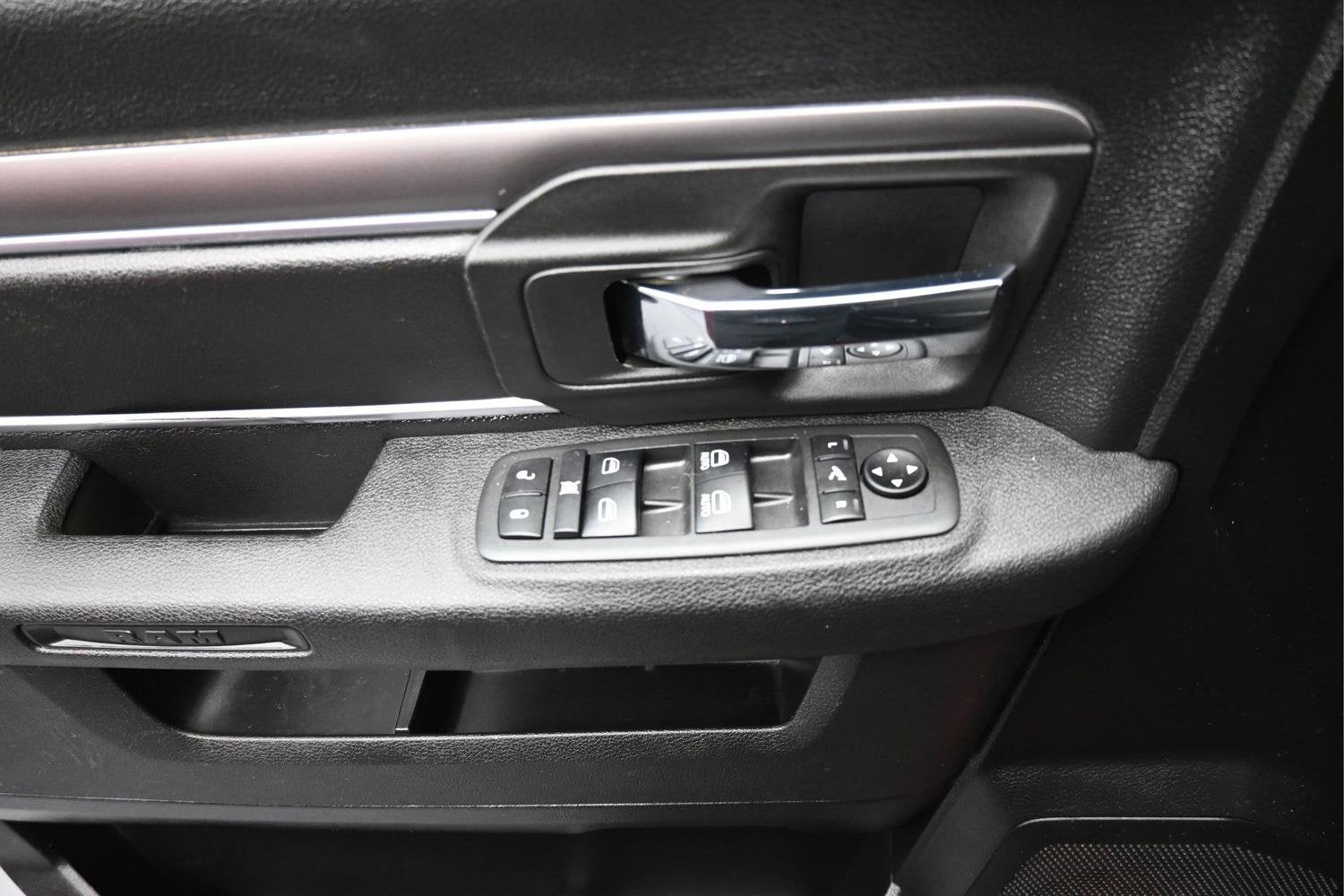 2021 RAM 1500 Classic SLT