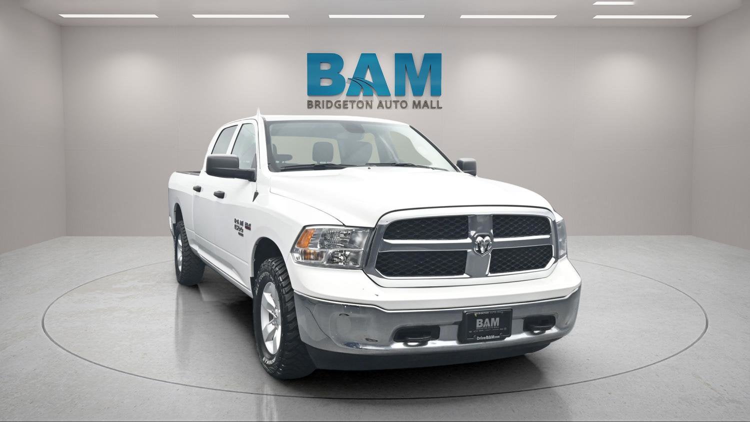 2022 RAM 1500 Classic SLT