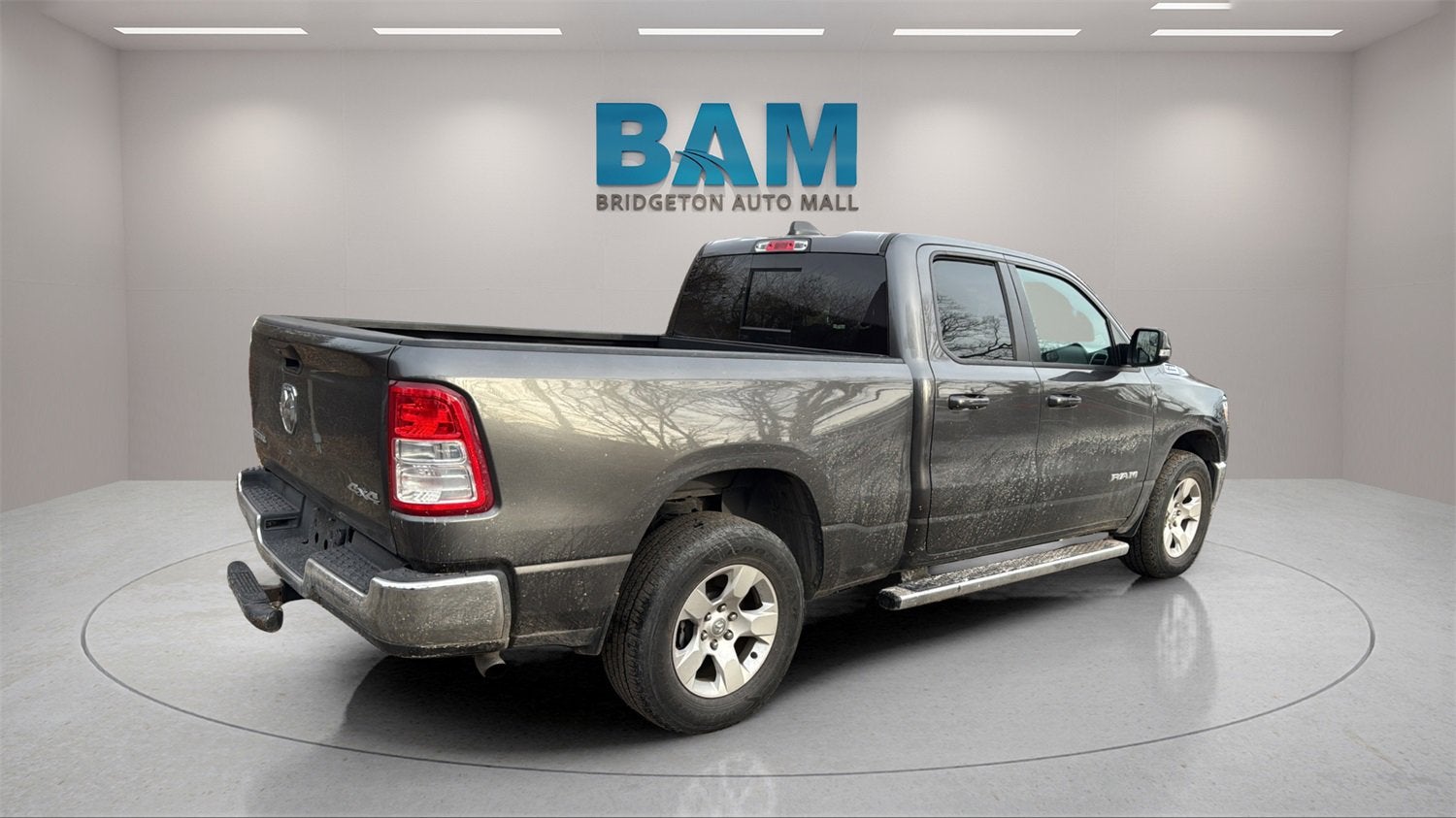 2022 RAM 1500 Big Horn Quad Cab 4x4 6'4" Box