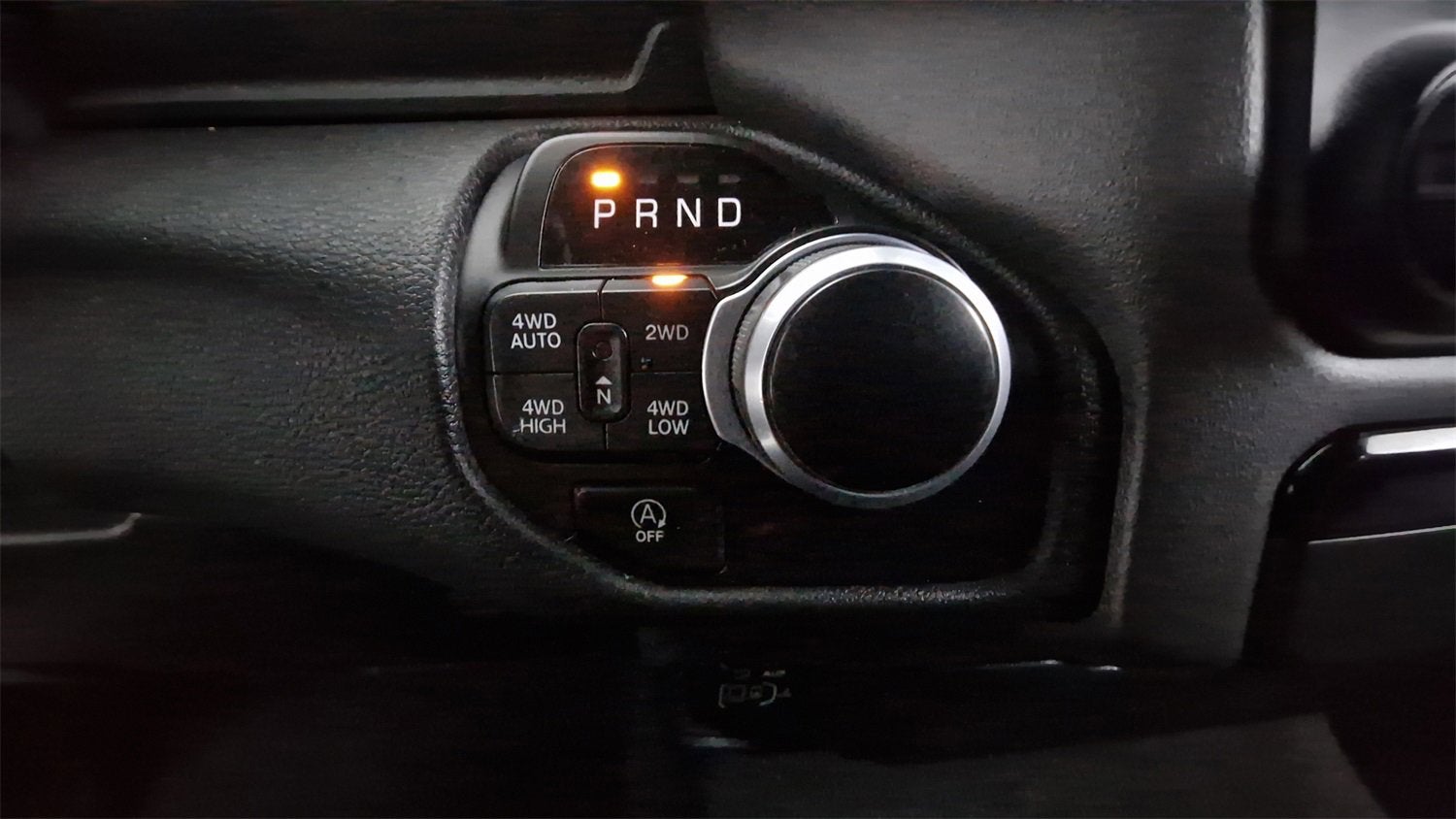 2021 RAM 1500 Big Horn Crew Cab 4x4 5'7" Box