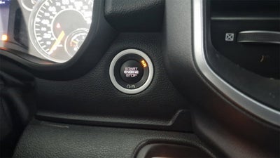 2021 RAM 1500 Big Horn Crew Cab 4x4 5'7" Box