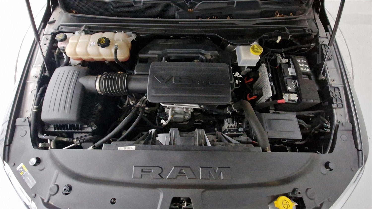 2021 RAM 1500 Big Horn Crew Cab 4x4 5'7" Box