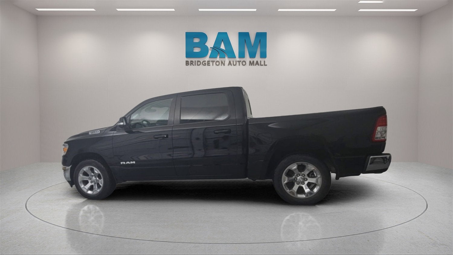 2022 RAM 1500 Lone Star Crew Cab 4x4 5'7" Box