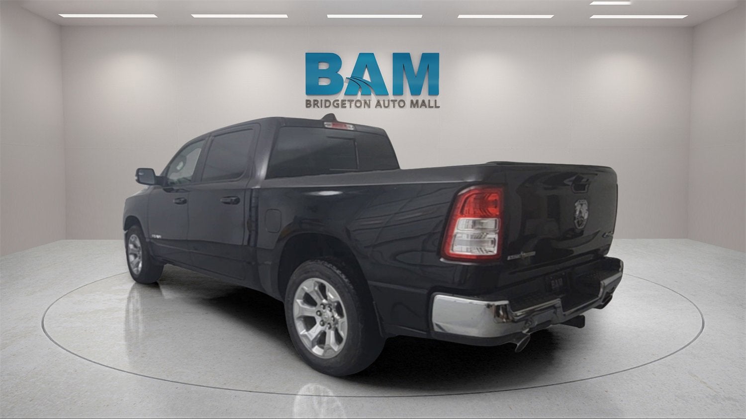 2022 RAM 1500 Lone Star Crew Cab 4x4 5'7" Box