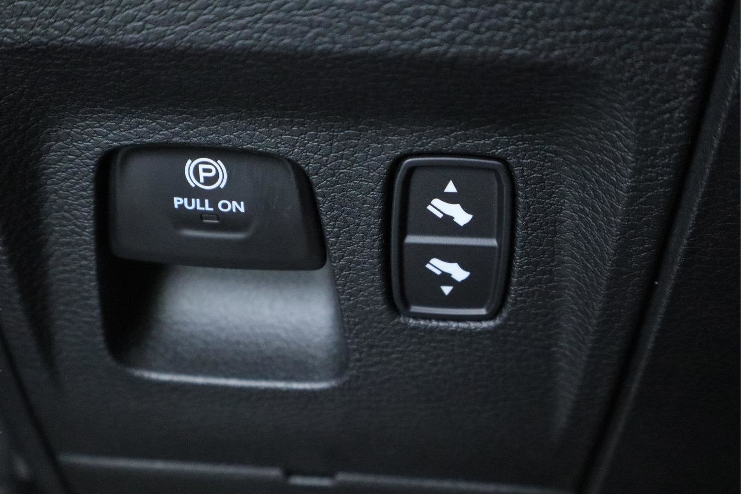 2023 RAM 1500 Limited Crew Cab 4x4 5'7" Box