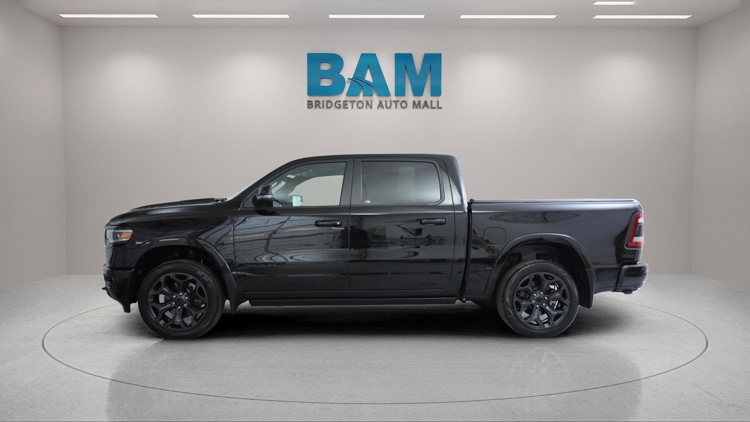 2023 RAM 1500 Limited Crew Cab 4x4 5'7" Box