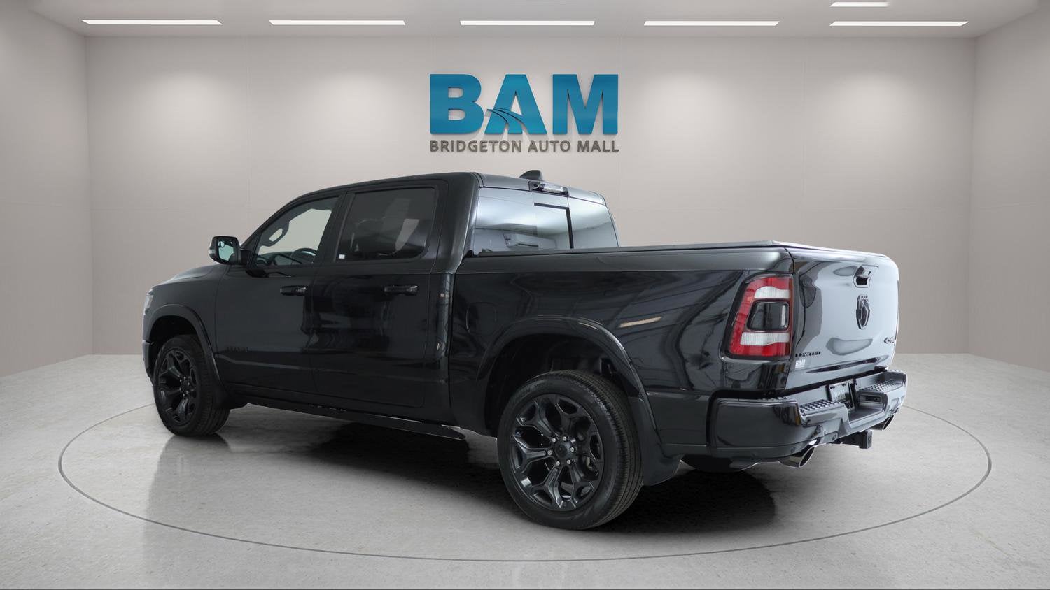 2023 RAM 1500 Limited Crew Cab 4x4 5'7" Box
