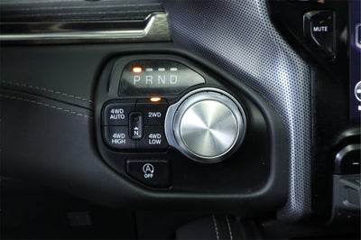 2021 RAM 1500 Limited Crew Cab 4x4 5'7" Box