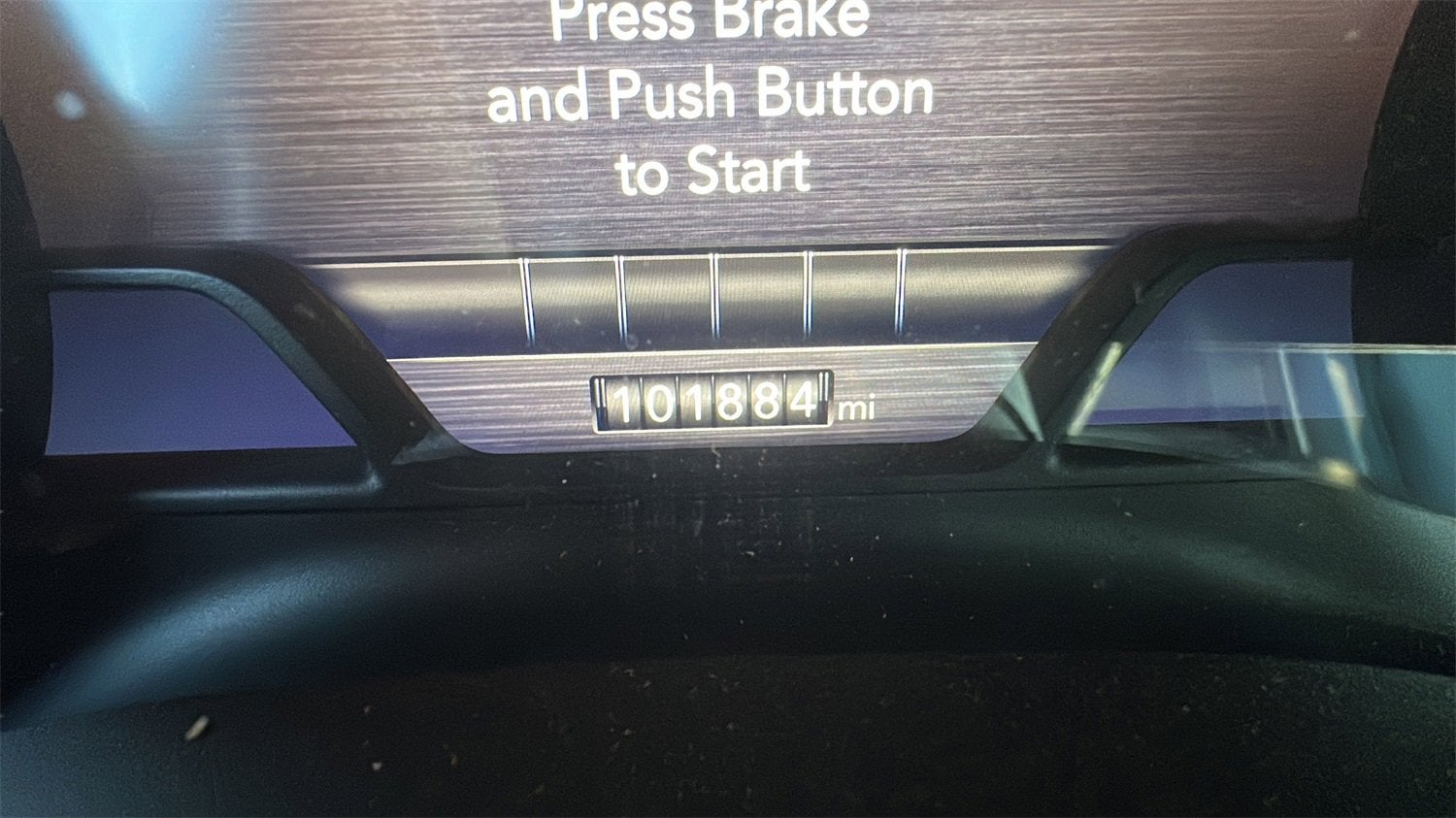 2019 RAM 1500 Laramie Crew Cab 4x4 5'7" Box