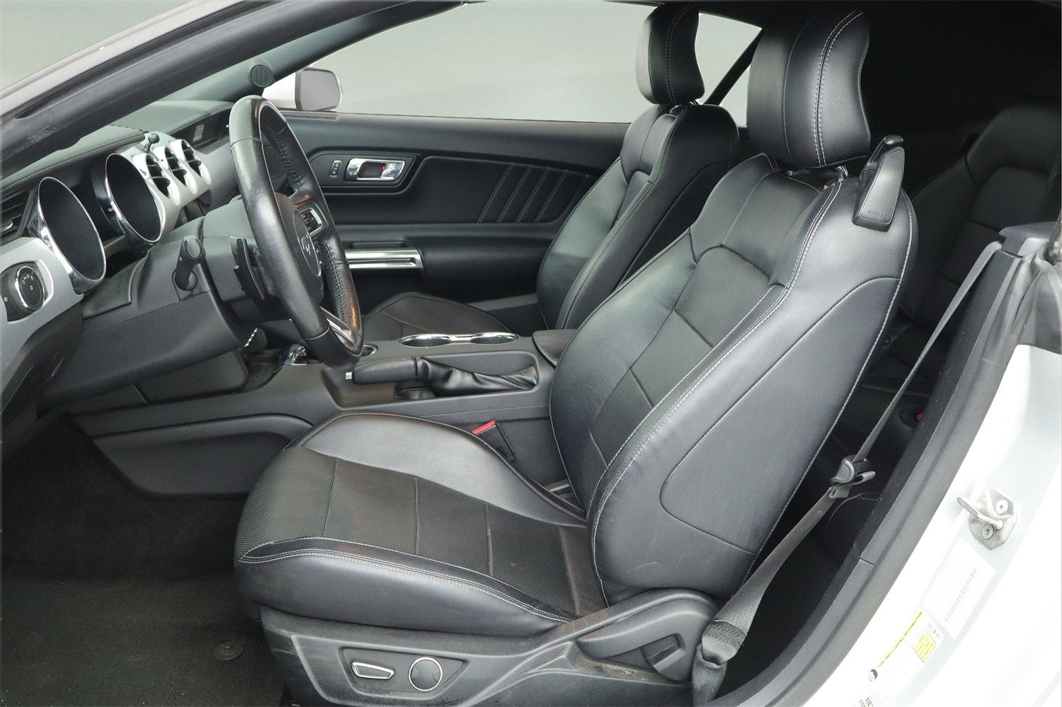 2016 Ford Mustang EcoBoost Premium