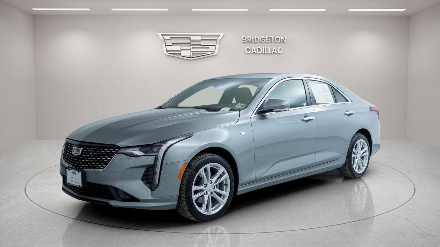 2023 Cadillac CT4 Luxury