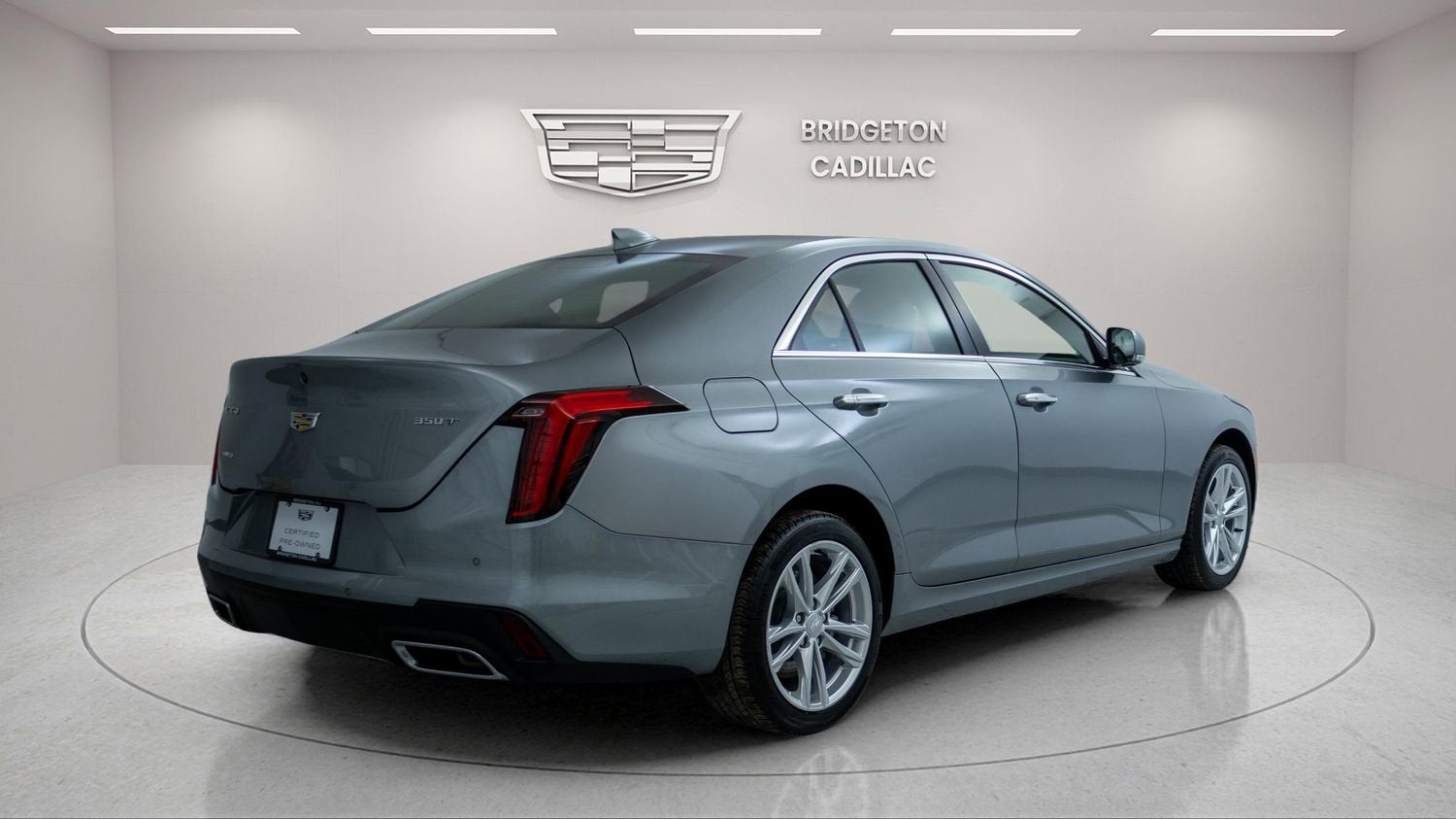 2023 Cadillac CT4 Luxury