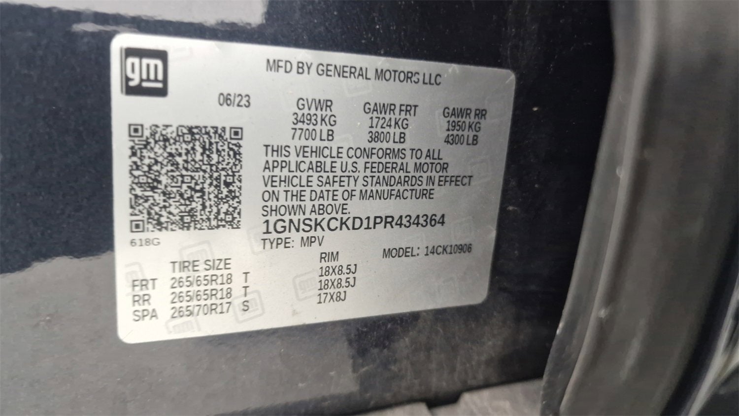 2023 Chevrolet Suburban LT