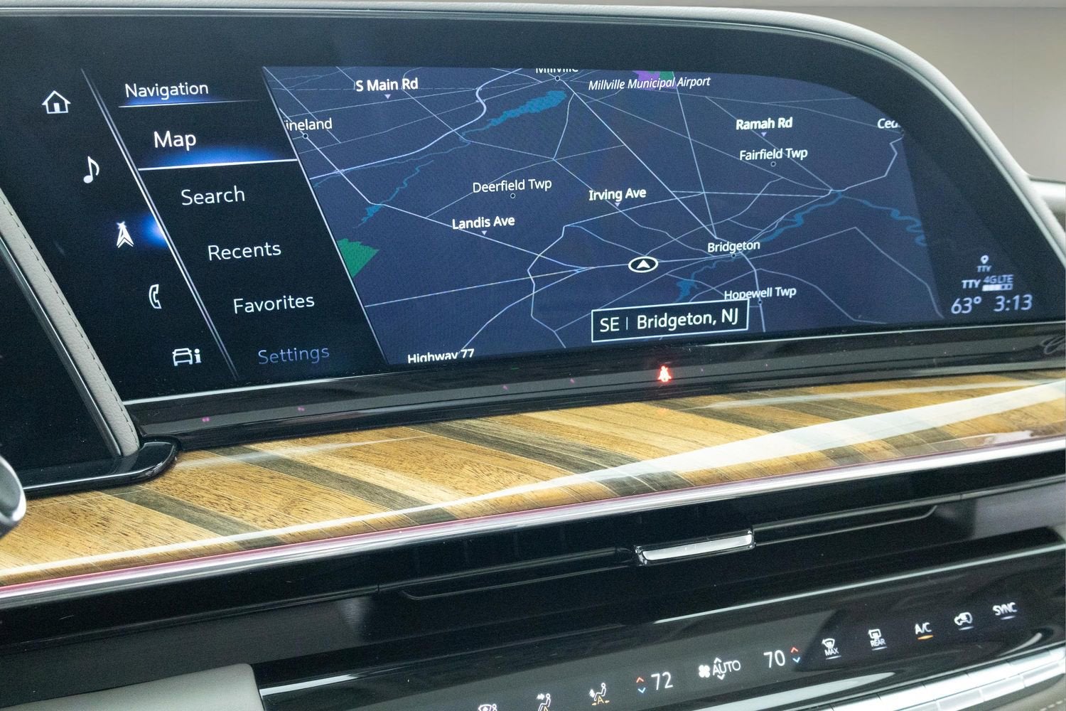 2024 Cadillac Escalade ESV Sport Platinum