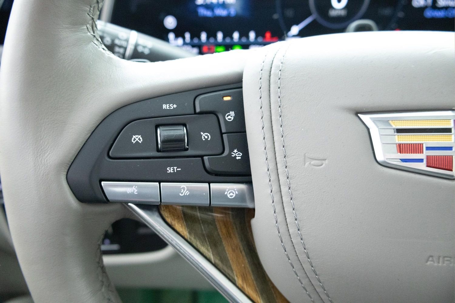 2024 Cadillac Escalade ESV Sport Platinum