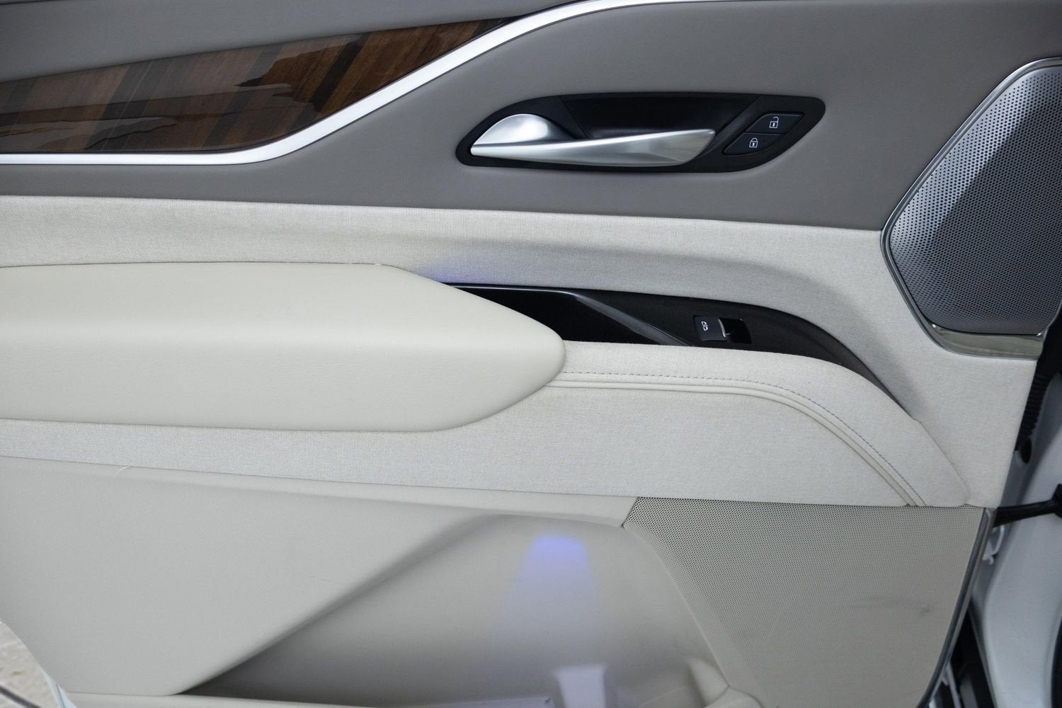 2024 Cadillac Escalade ESV Sport Platinum