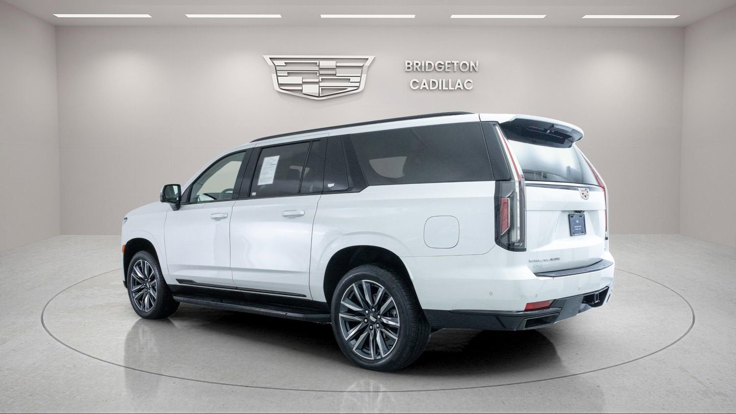 2024 Cadillac Escalade ESV Sport Platinum