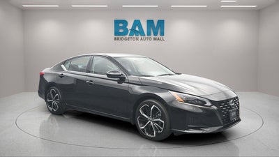 2023 Nissan Altima SR FWD