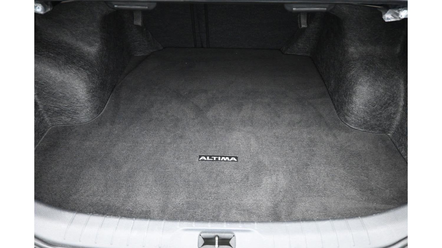 2023 Nissan Altima SR FWD