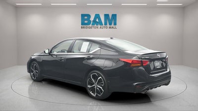 2023 Nissan Altima SR FWD