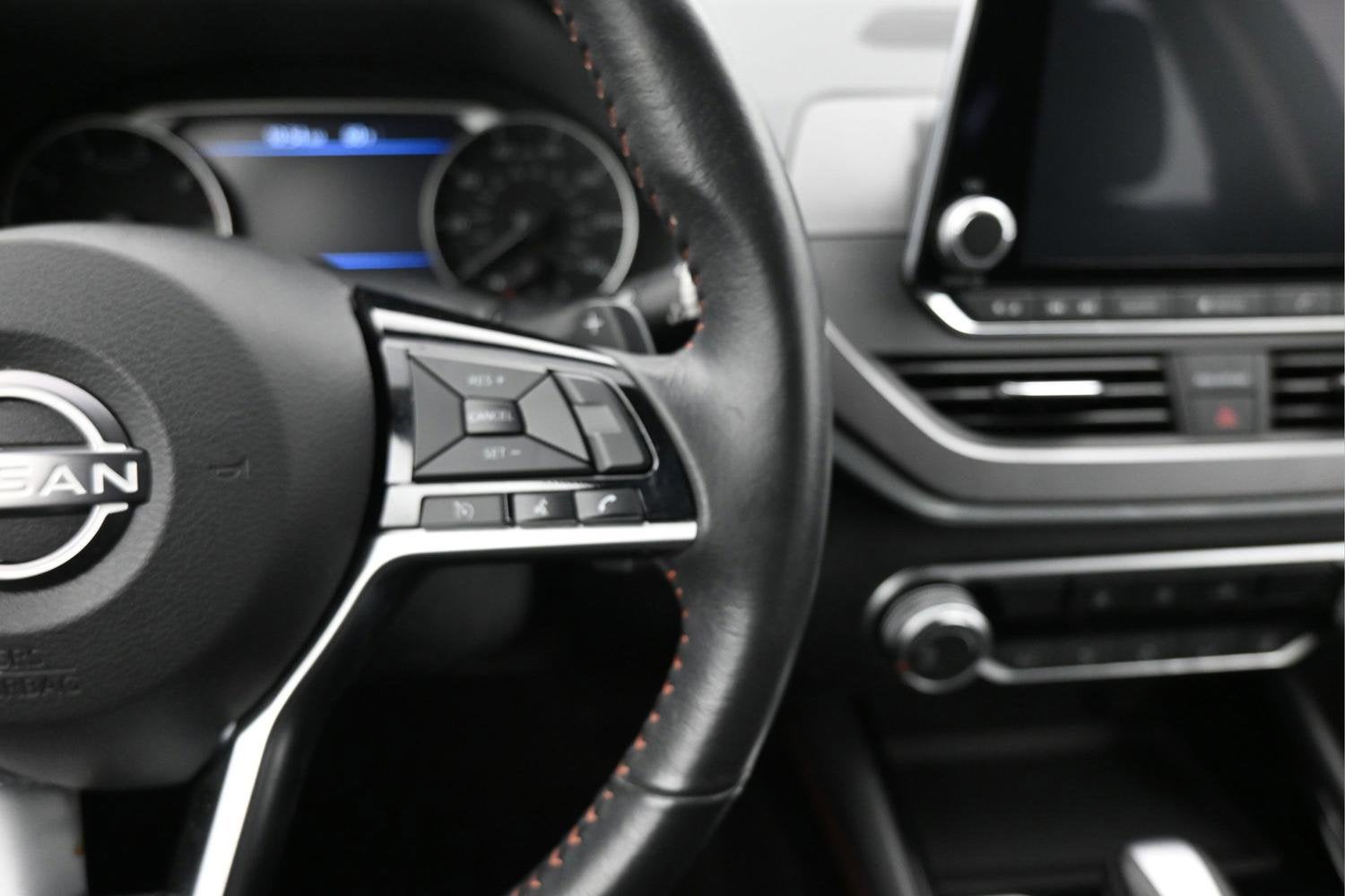 2023 Nissan Altima SR FWD