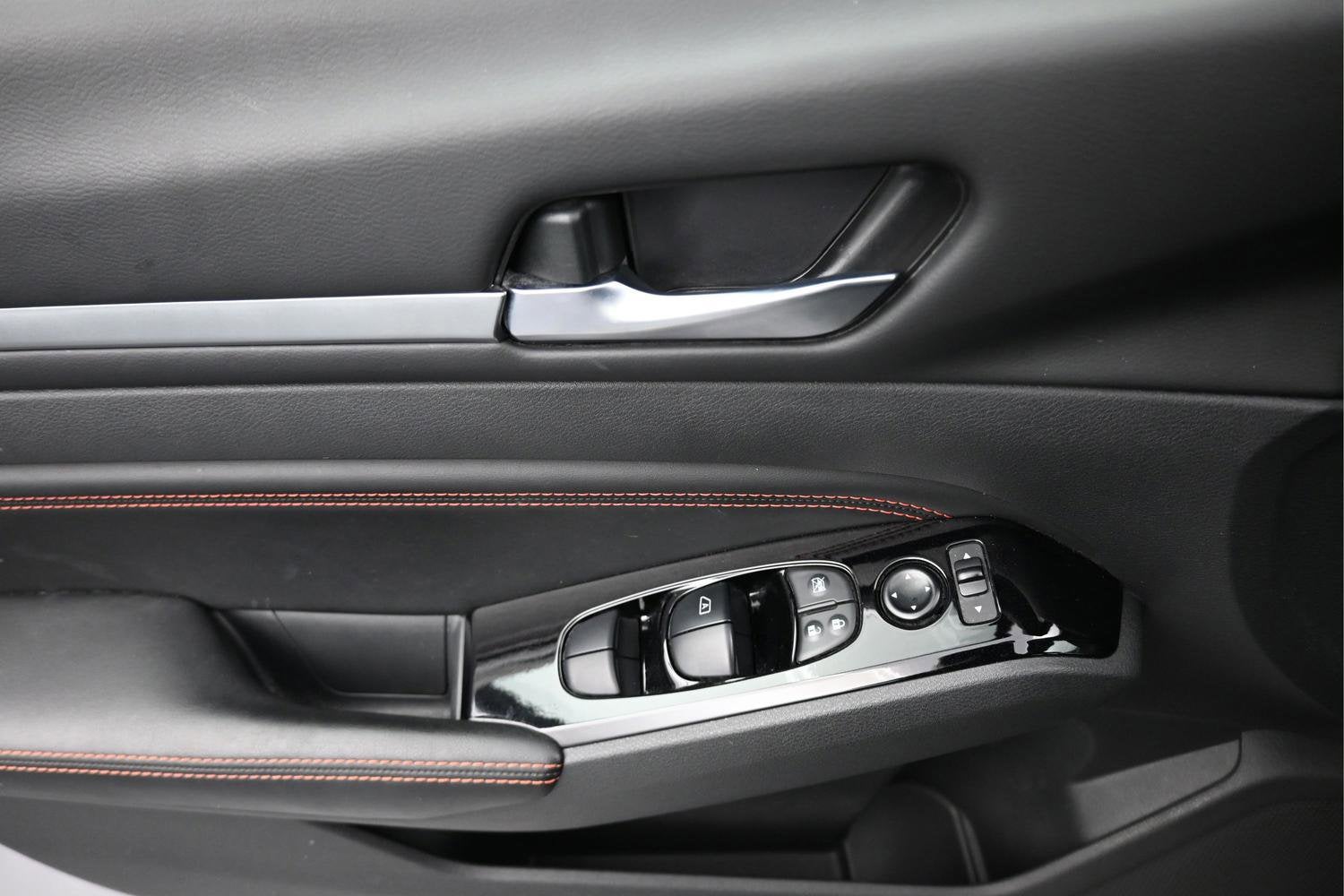 2023 Nissan Altima SR FWD