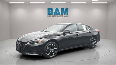 2023 Nissan Altima SR FWD