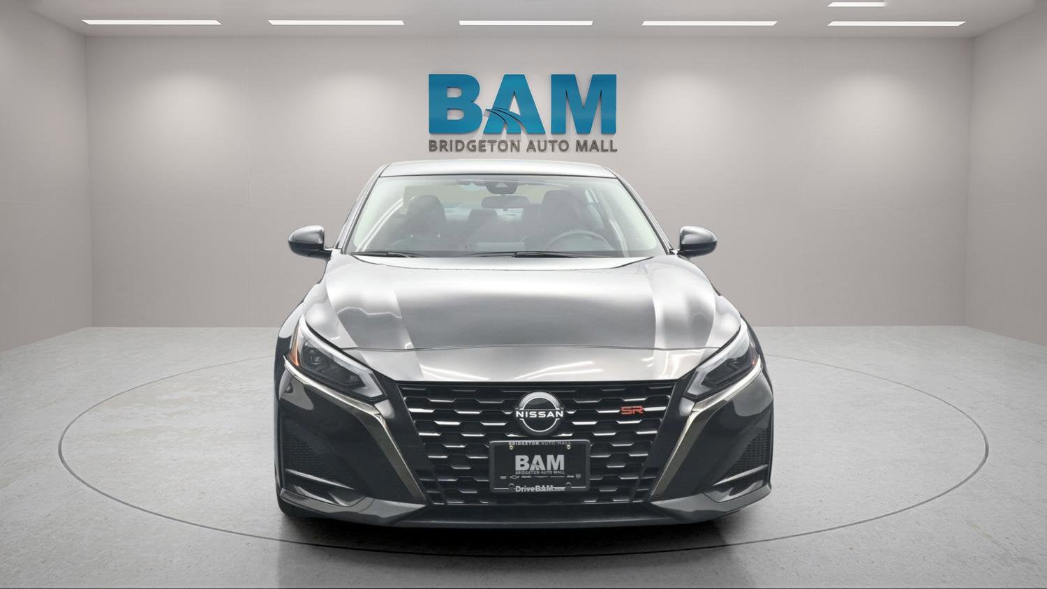 2023 Nissan Altima SR FWD