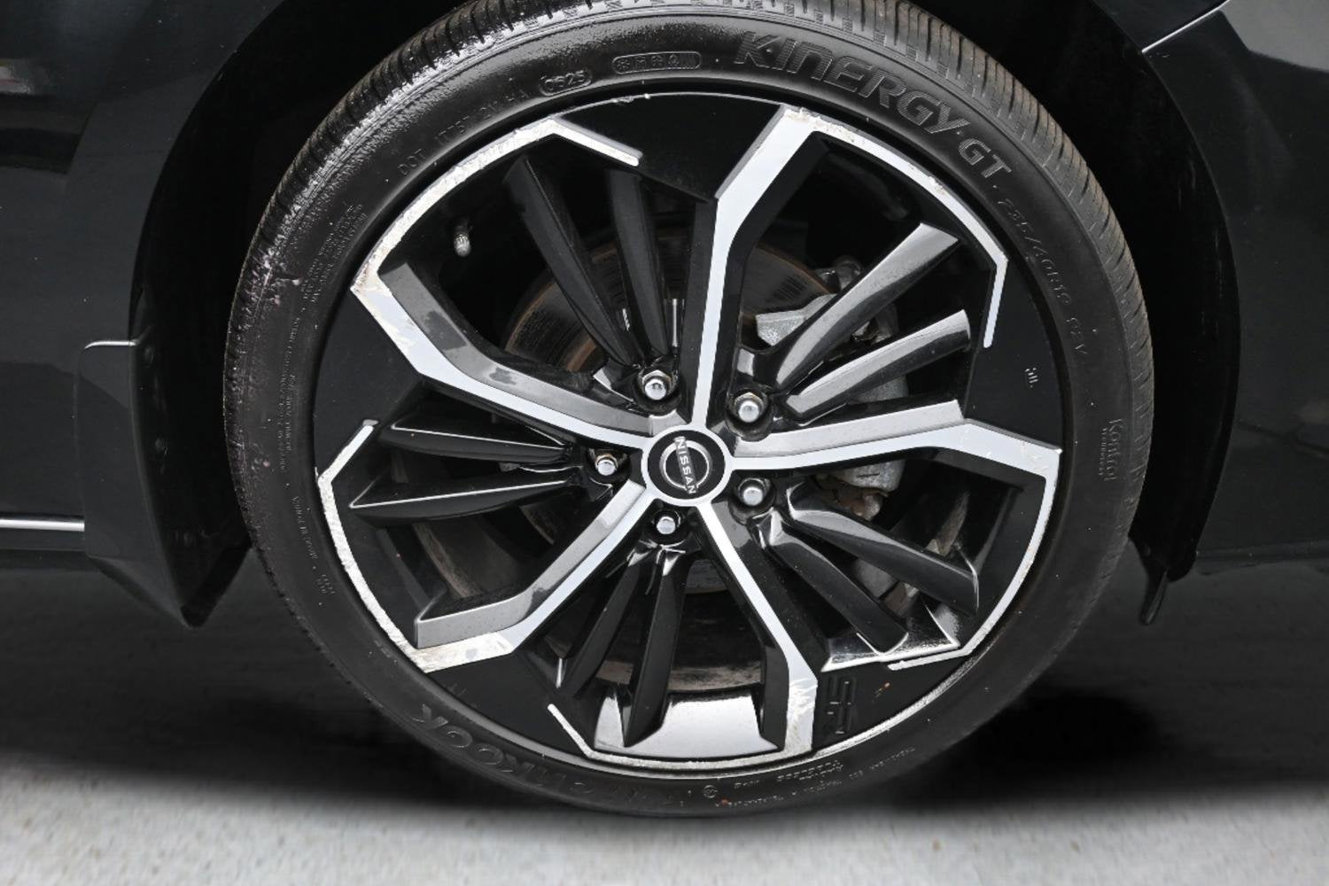 2023 Nissan Altima SR FWD