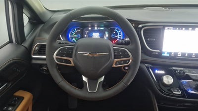 2023 Chrysler Pacifica Hybrid Pinnacle