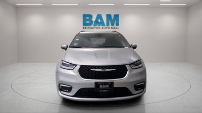 2023 Chrysler Pacifica Hybrid Pinnacle