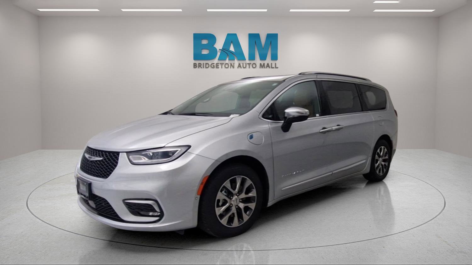 2023 Chrysler Pacifica Hybrid Pinnacle