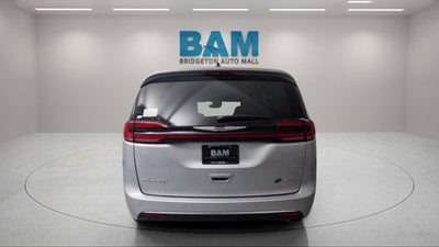2023 Chrysler Pacifica Hybrid Pinnacle