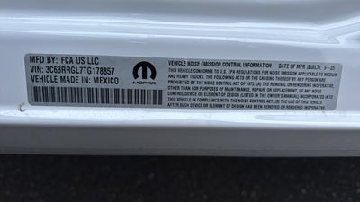 2026 RAM 3500 Tradesman Crew Cab 4x4 8' Box
