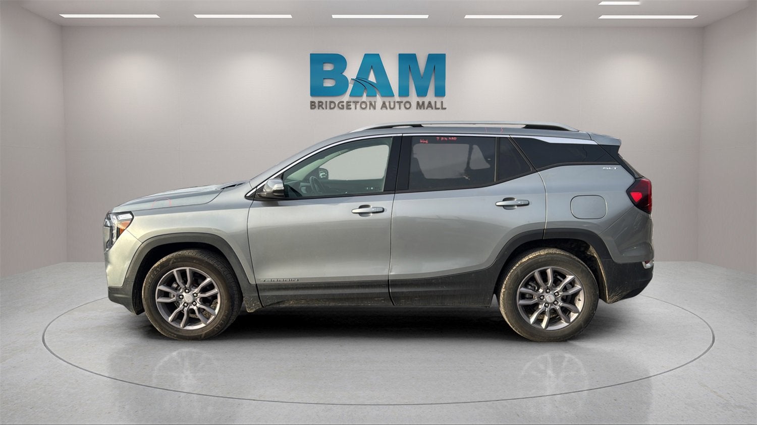 2023 GMC Terrain SLT