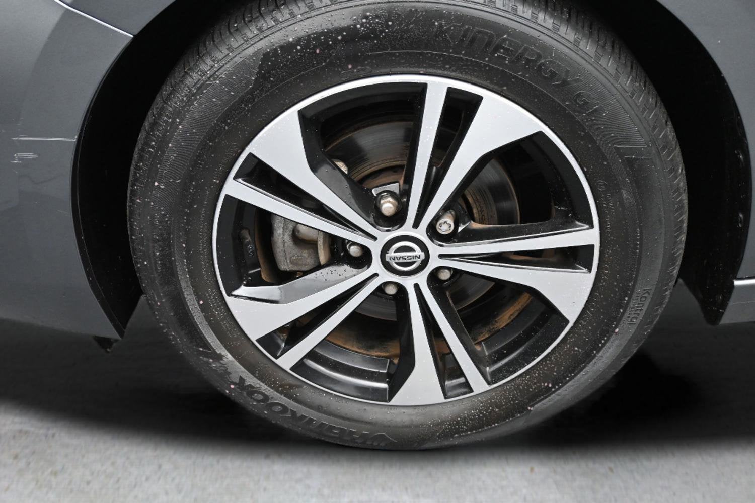 2022 Nissan Sentra SV Xtronic CVT