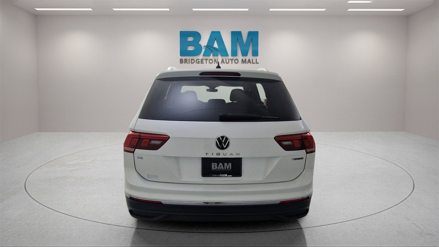 2023 Volkswagen Tiguan SE