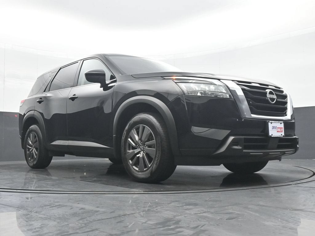 2025 Nissan Pathfinder S 4WD