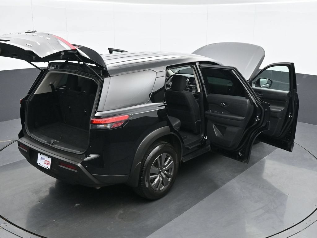 2025 Nissan Pathfinder S 4WD