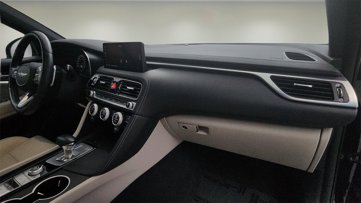 2022 Genesis G70 2.0T AWD