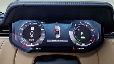 2025 Land Rover Range Rover P550e SE