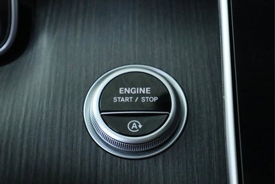 2025 Mercedes-Benz C 300 C 300